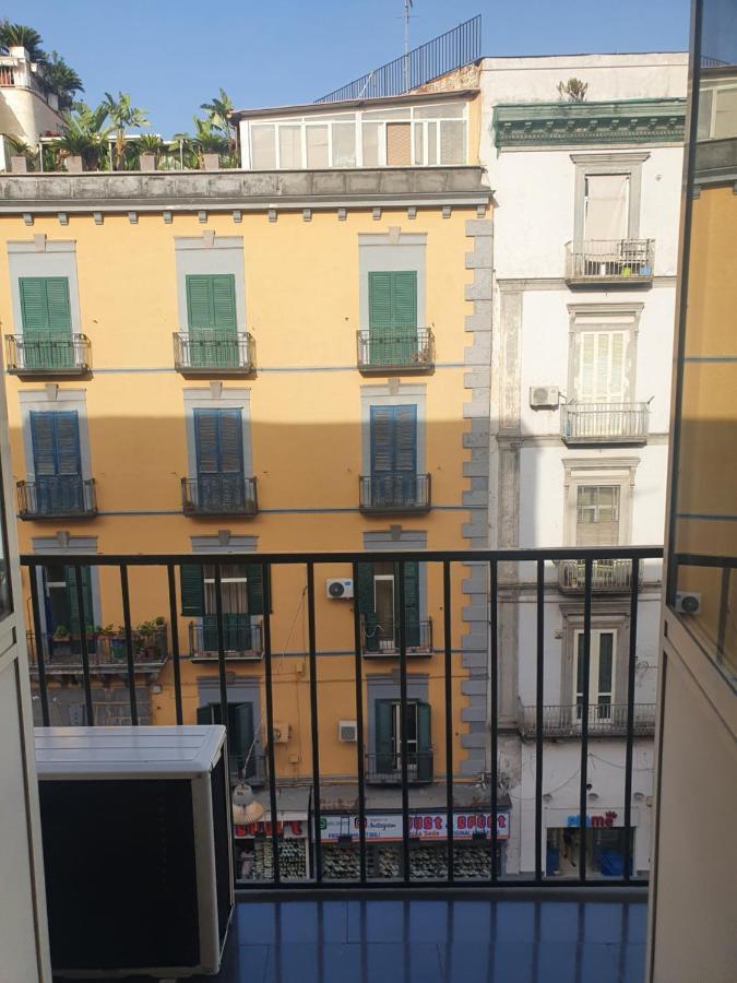 Emyjo Central B&B Neapol Zewnętrze zdjęcie