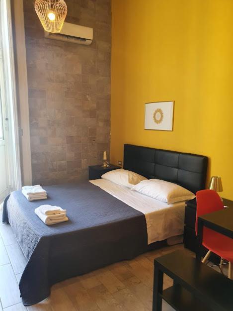 Emyjo Central B&B Neapol Zewnętrze zdjęcie