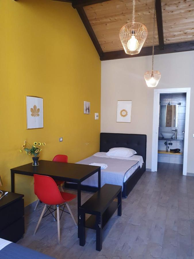Emyjo Central B&B Neapol Zewnętrze zdjęcie