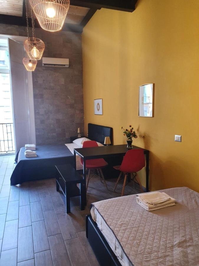 Emyjo Central B&B Neapol Zewnętrze zdjęcie