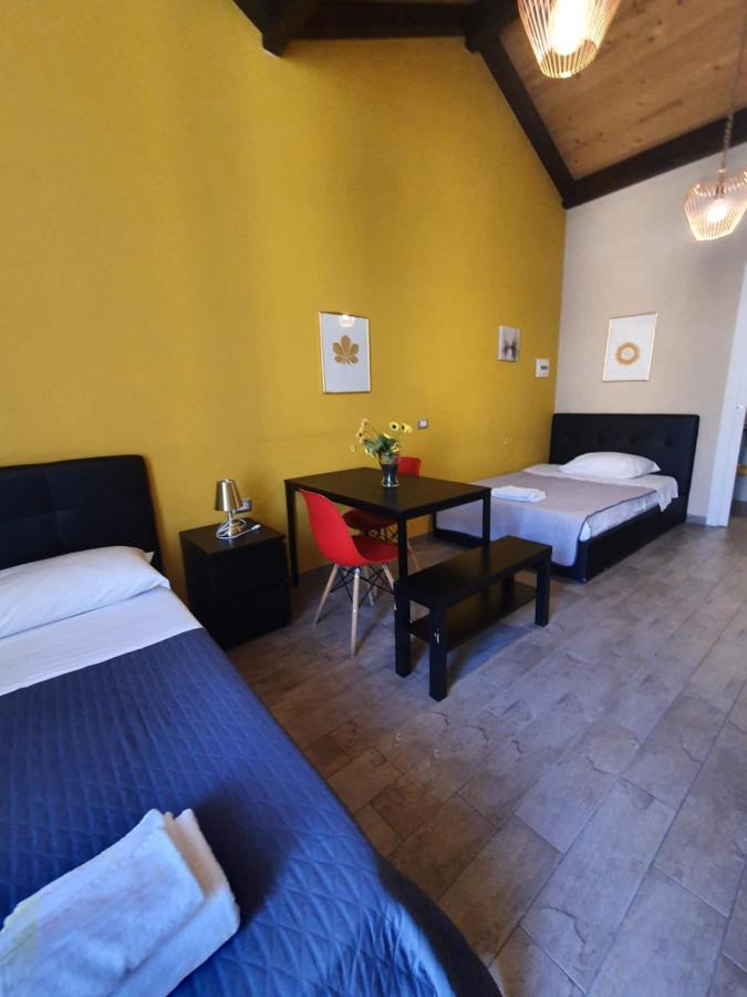 Emyjo Central B&B Neapol Zewnętrze zdjęcie