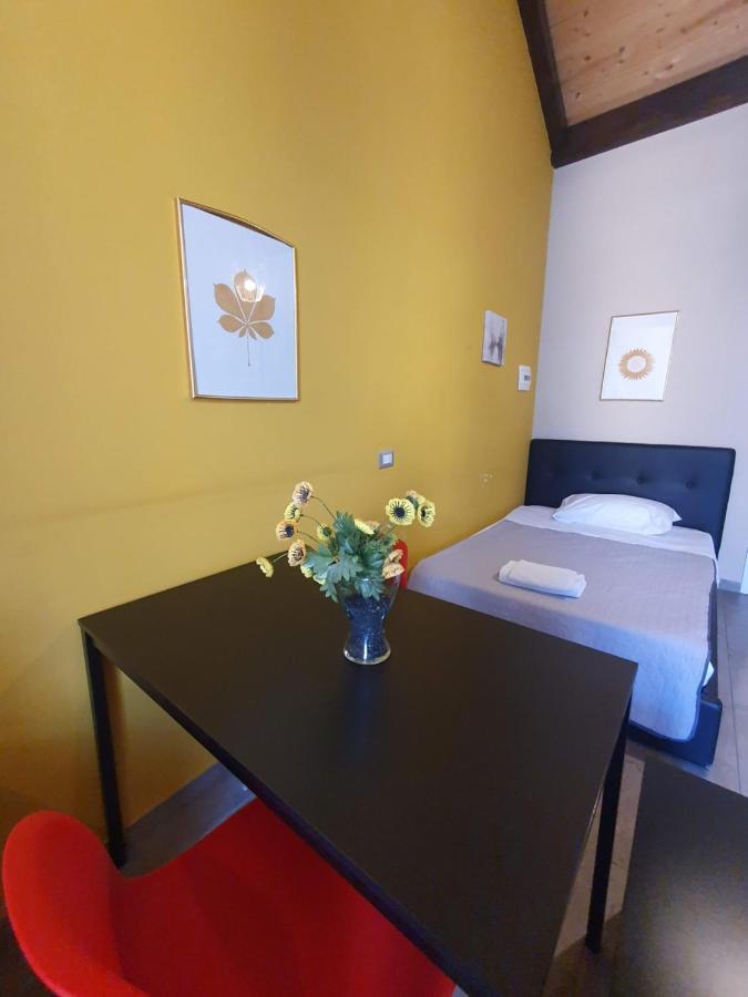 Emyjo Central B&B Neapol Zewnętrze zdjęcie