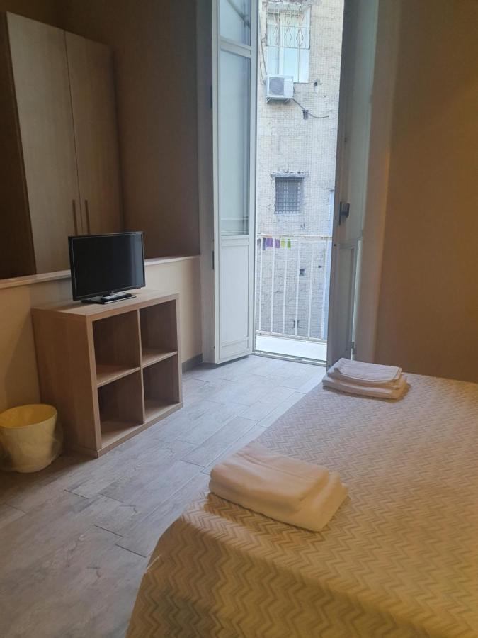 Emyjo Central B&B Neapol Zewnętrze zdjęcie